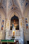 Main alter